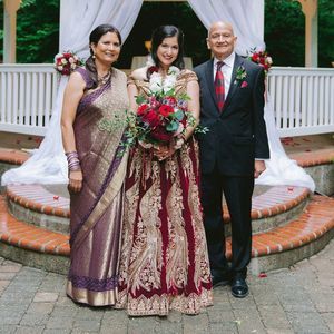 Meet your Posher, Rena